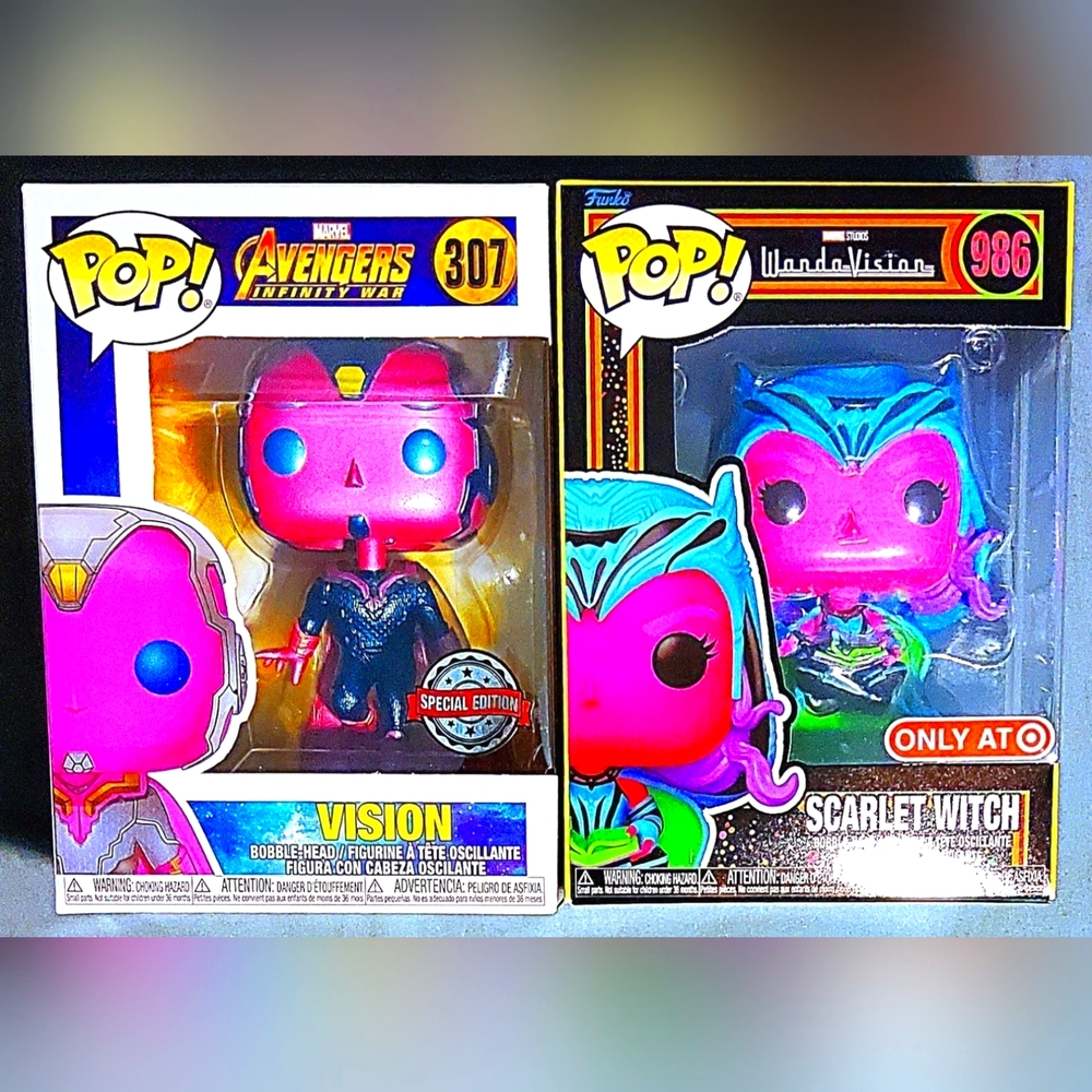 Funko 307 VISION Infinity War 986 SCARLET WITCH Wandavision Blacklight w Cases